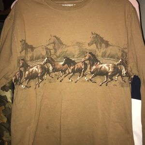 horse graphic tee